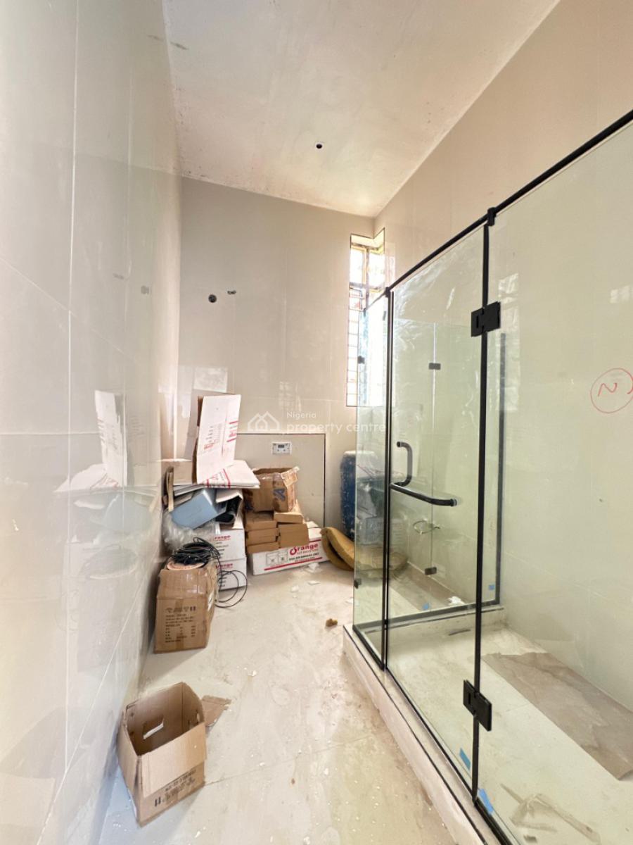 Exquisite 3 Bedroom Apartment with Swimming Pool and Gym, Lekki Phase 1, Lekki, Lagos, Flat / Apartment for Sale