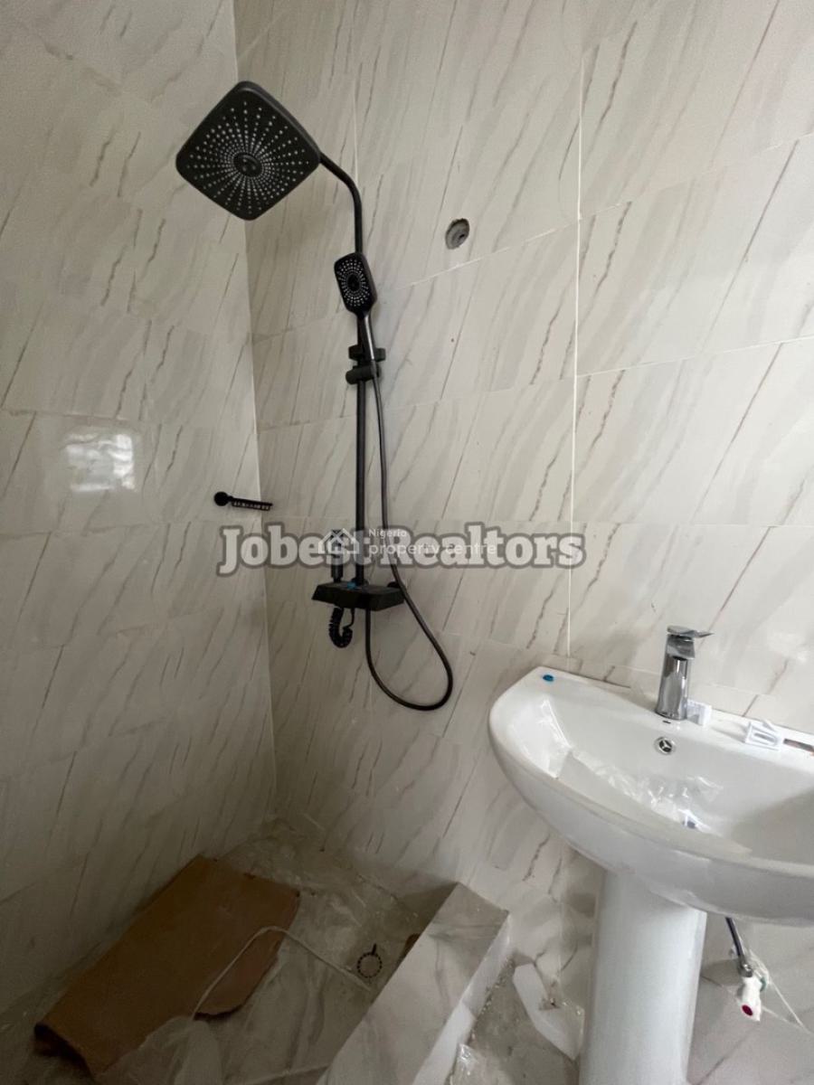 Newly Built  2 Bedroom Apartment, Ilason, Ikate, Lekki, Lagos, Flat / Apartment for Rent