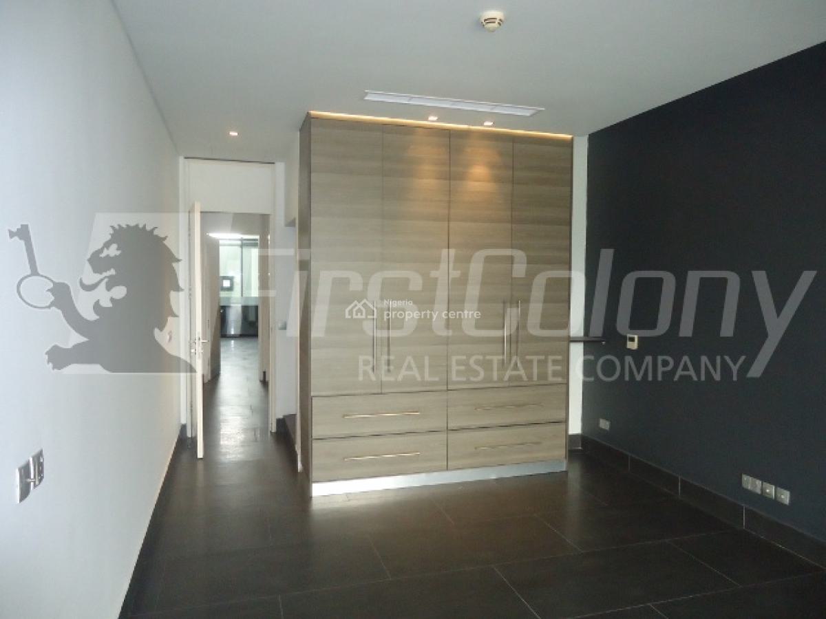 Elegant 2 Bedroom Apartment with Great Facilities, Old Ikoyi, Ikoyi, Lagos, Flat / Apartment for Rent