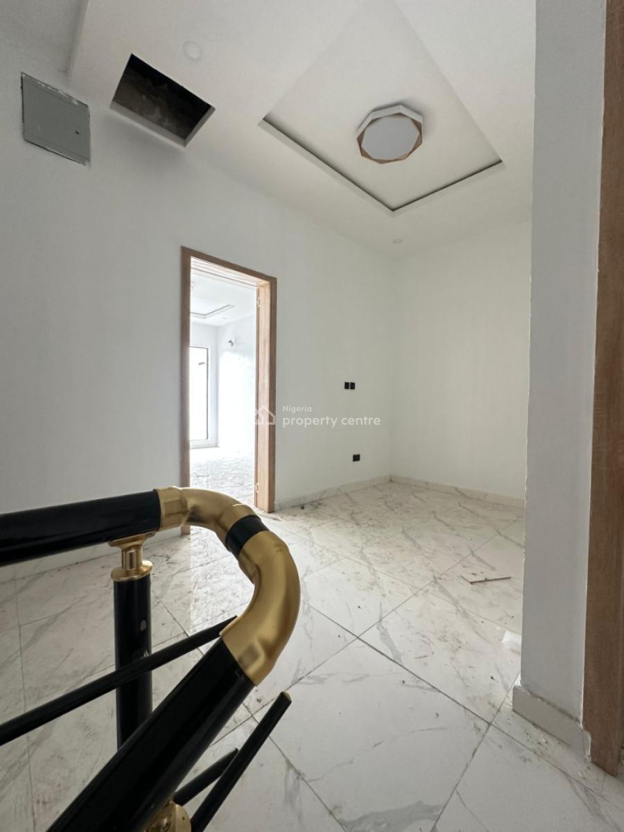 Exquisitely Self Compound 4 Bedroom Terraced Duplex, Ikota, Lekki, Lagos, Terraced Duplex for Sale