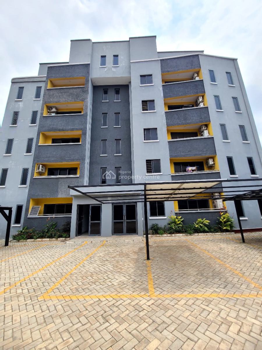 Luxury and Spacious 3 Bedroom Penthouse with Pool &elevator at Gbagada, Ifako, Gbagada, Lagos, Flat / Apartment for Sale
