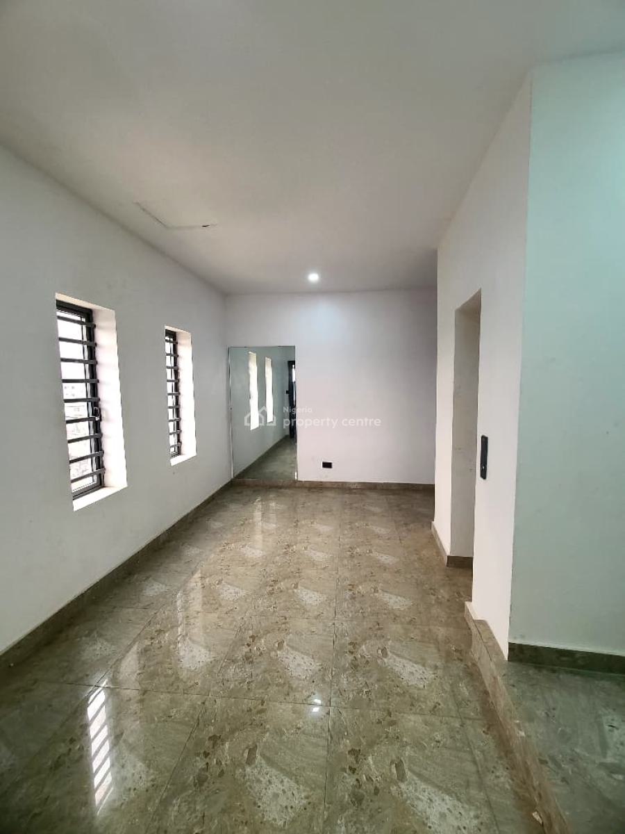 Luxury and Spacious 3 Bedroom Penthouse with Pool &elevator at Gbagada, Ifako, Gbagada, Lagos, Flat / Apartment for Sale