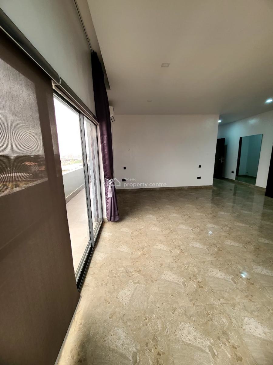 Luxury and Spacious 3 Bedroom Penthouse with Pool &elevator at Gbagada, Ifako, Gbagada, Lagos, Flat / Apartment for Sale