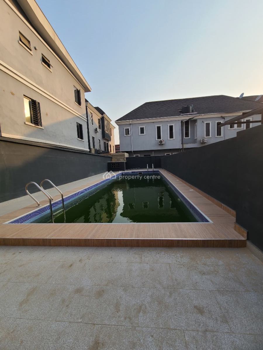 Luxury and Spacious 3 Bedroom Penthouse with Pool &elevator at Gbagada, Ifako, Gbagada, Lagos, Flat / Apartment for Sale