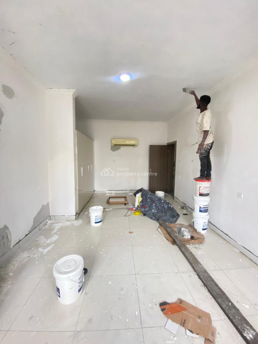 Spacious 3 Bedroom Apartment with Bq and Pool, Lekki Phase 1, Lekki, Lagos, Flat / Apartment for Rent