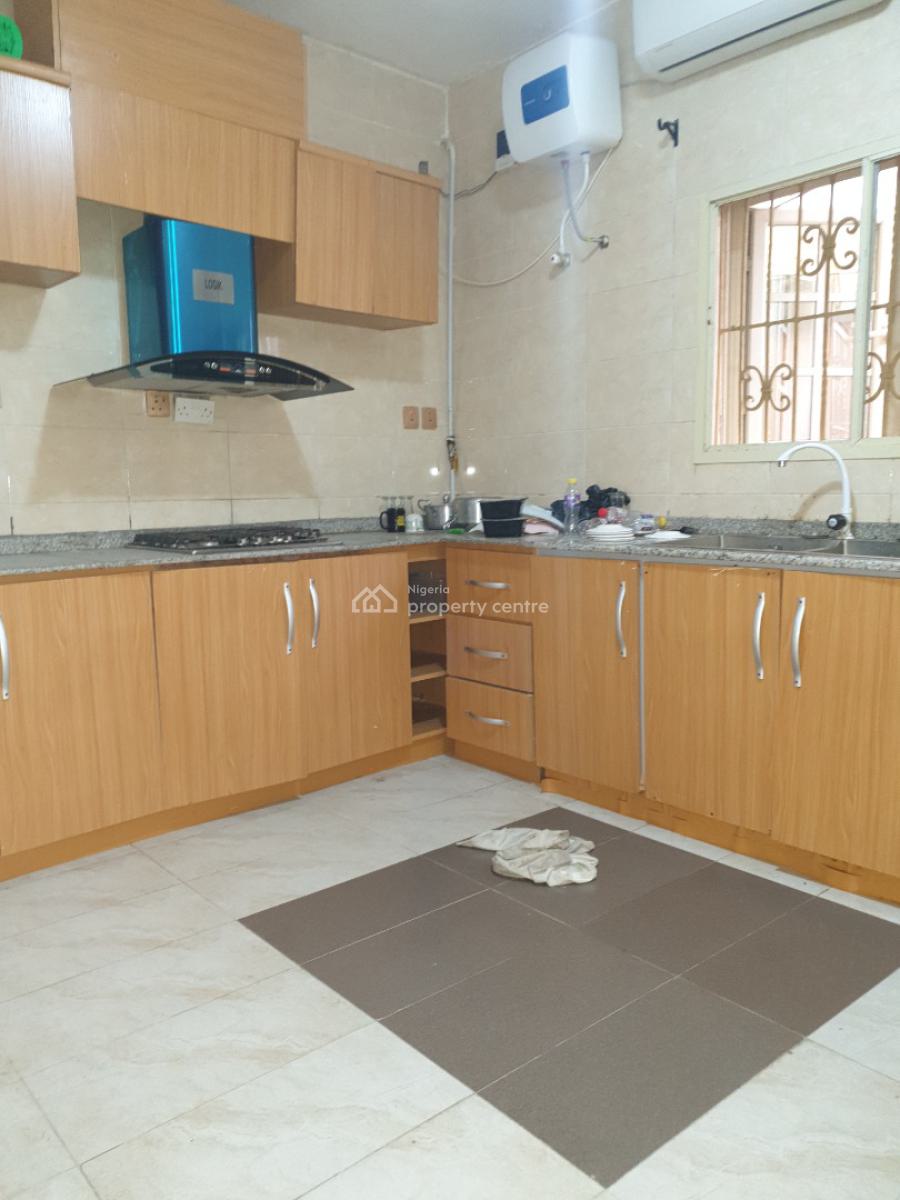 Spacious 2bedroom Flat with Inverter an Solar Panel, Ologolo, Lekki, Lagos, Flat / Apartment for Rent
