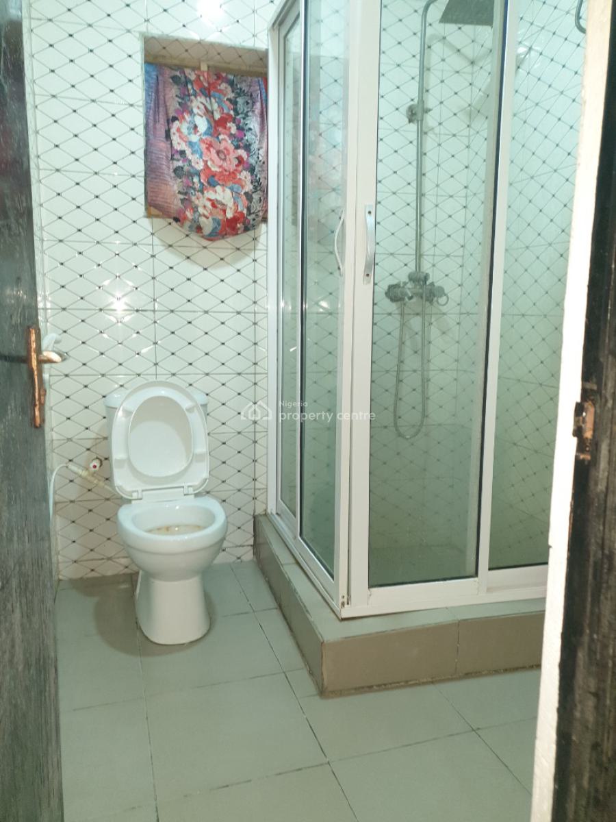 Spacious 2bedroom Flat with Inverter an Solar Panel, Ologolo, Lekki, Lagos, Flat / Apartment for Rent