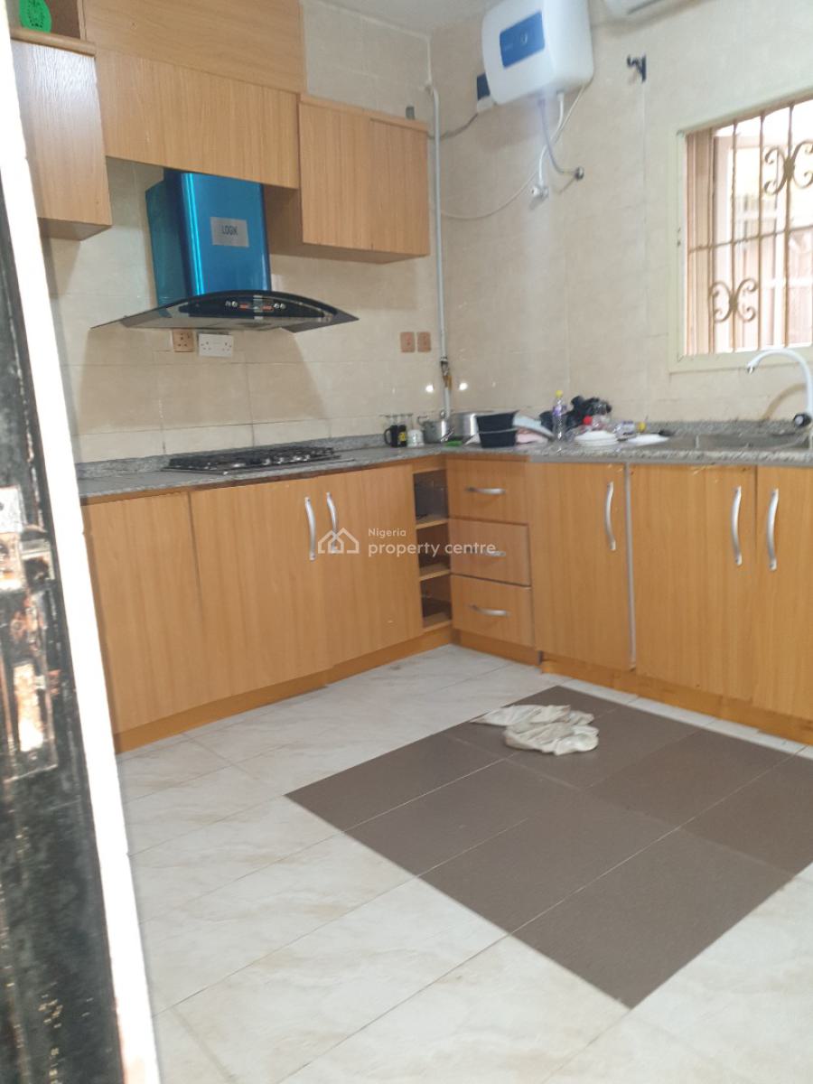 Spacious 2bedroom Flat with Inverter an Solar Panel, Ologolo, Lekki, Lagos, Flat / Apartment for Rent