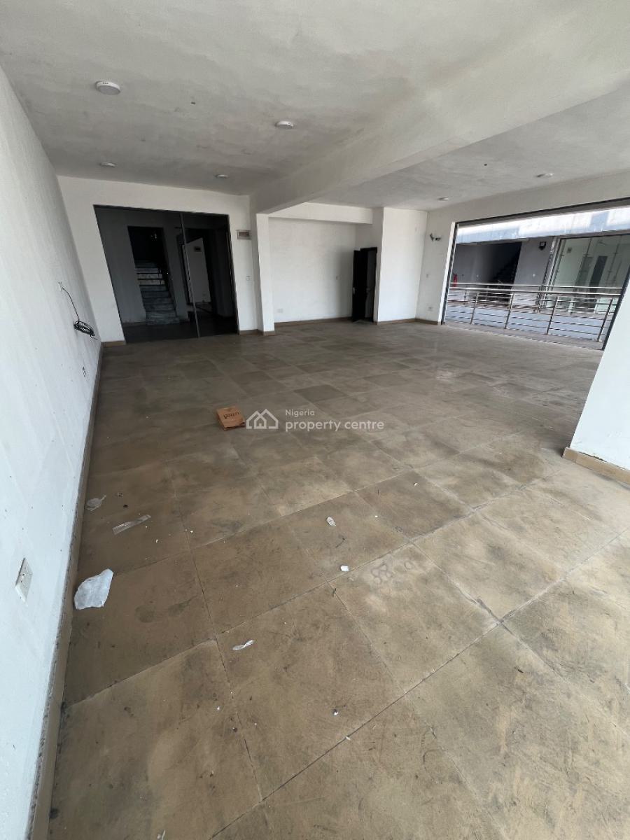 100sqm Shop/commercial Space on a Major Road, Lekki Phase 1, Lekki, Lagos, Commercial Property for Rent