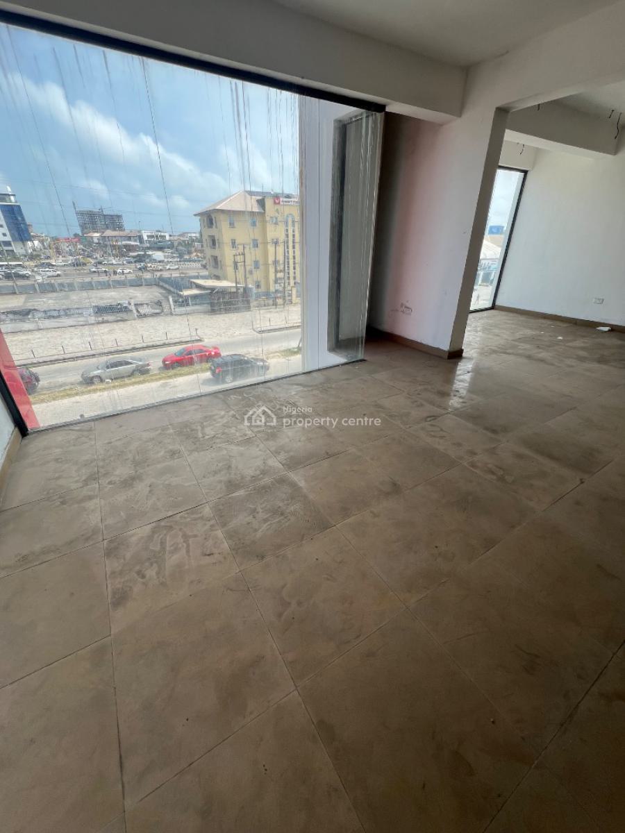 100sqm Shop/commercial Space on a Major Road, Lekki Phase 1, Lekki, Lagos, Commercial Property for Rent