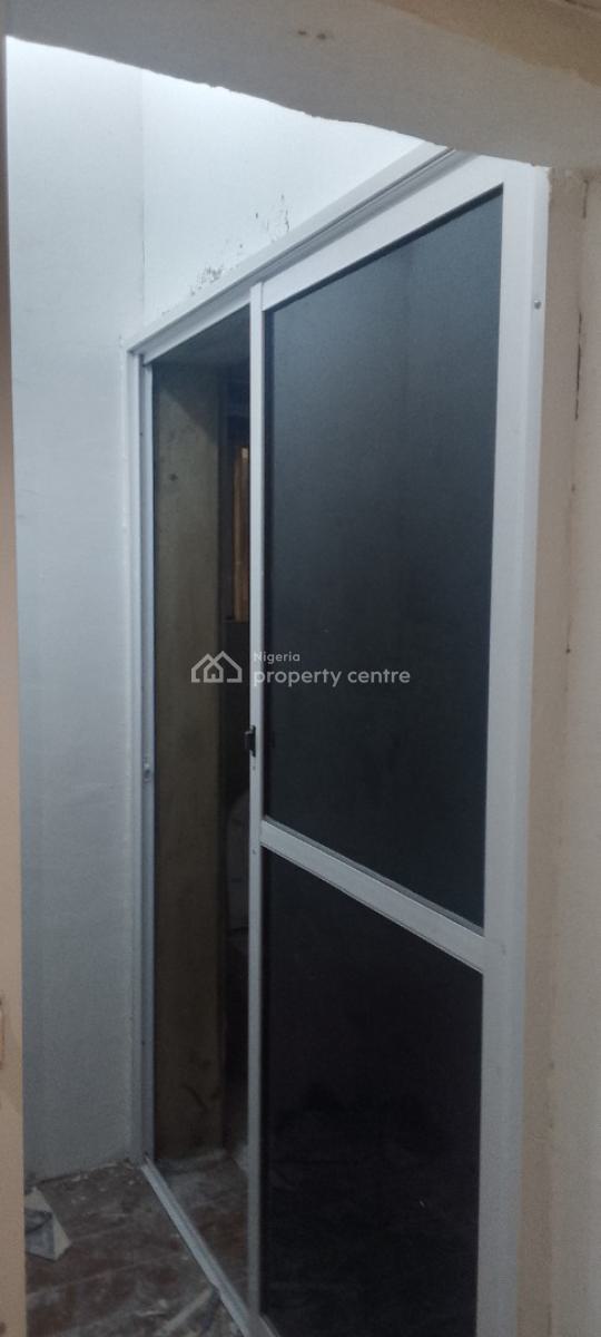 a Luxurious Master Bedroom with Standard Kichen, Chevy View  Estate Chevron, Lekki, Lagos, Self Contain (single Rooms) for Rent