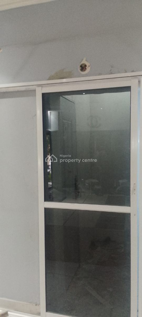 a Luxurious Master Bedroom with Standard Kichen, Chevy View  Estate Chevron, Lekki, Lagos, Self Contain (single Rooms) for Rent