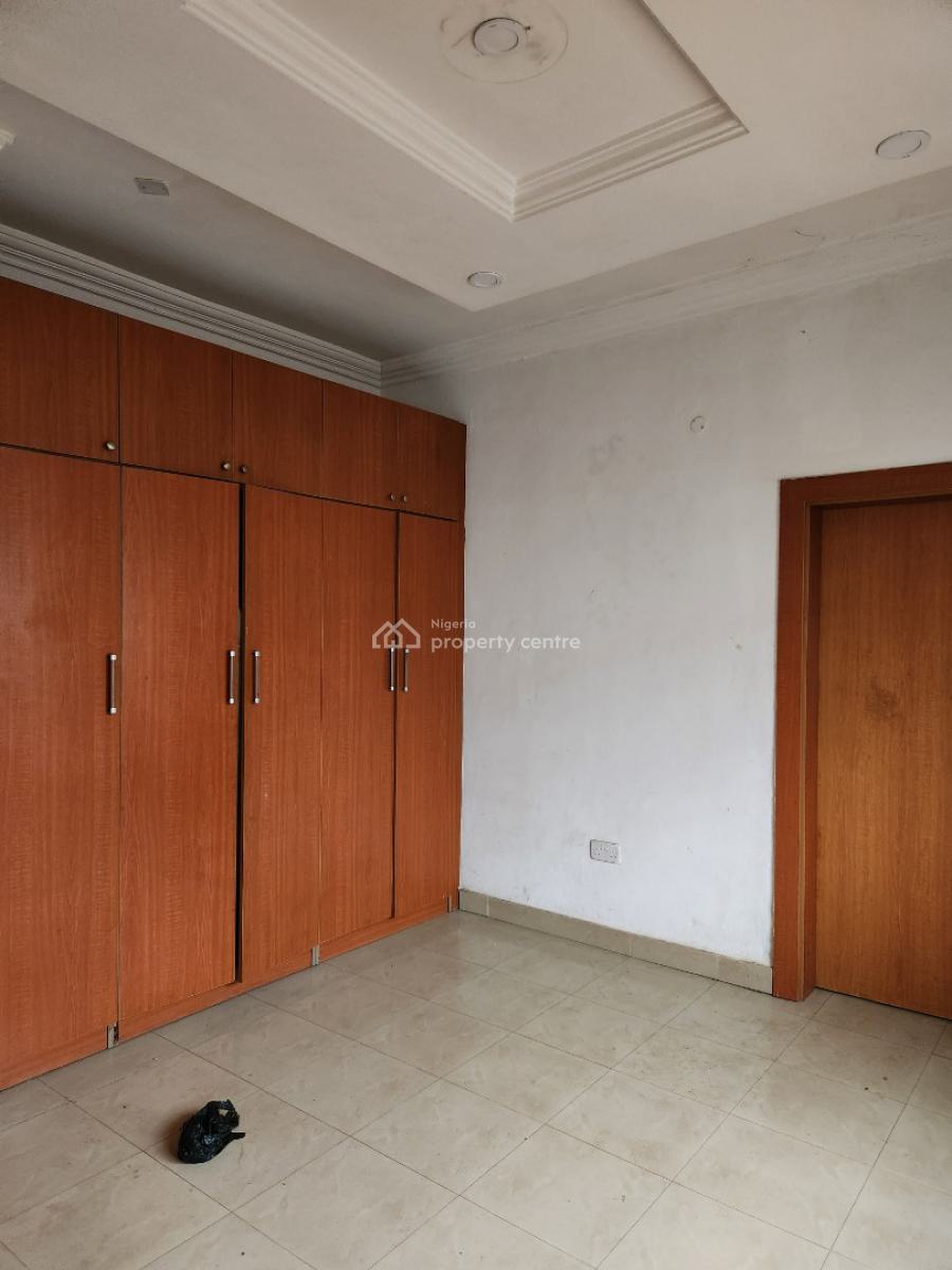 Beautiful and Massive 3 Bedroom Flat, Utako, Abuja, Flat / Apartment for Rent