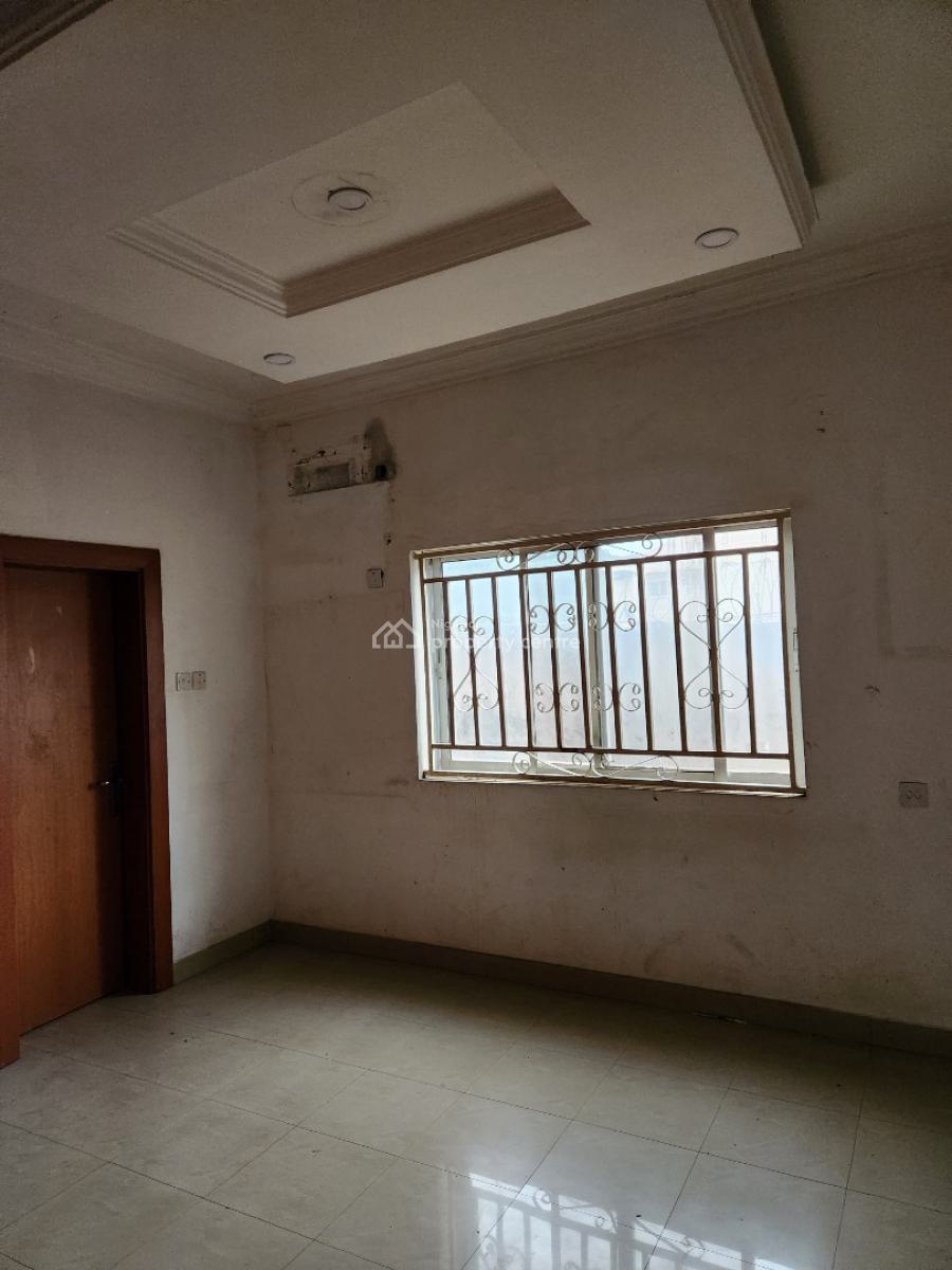 Beautiful and Massive 3 Bedroom Flat, Utako, Abuja, Flat / Apartment for Rent