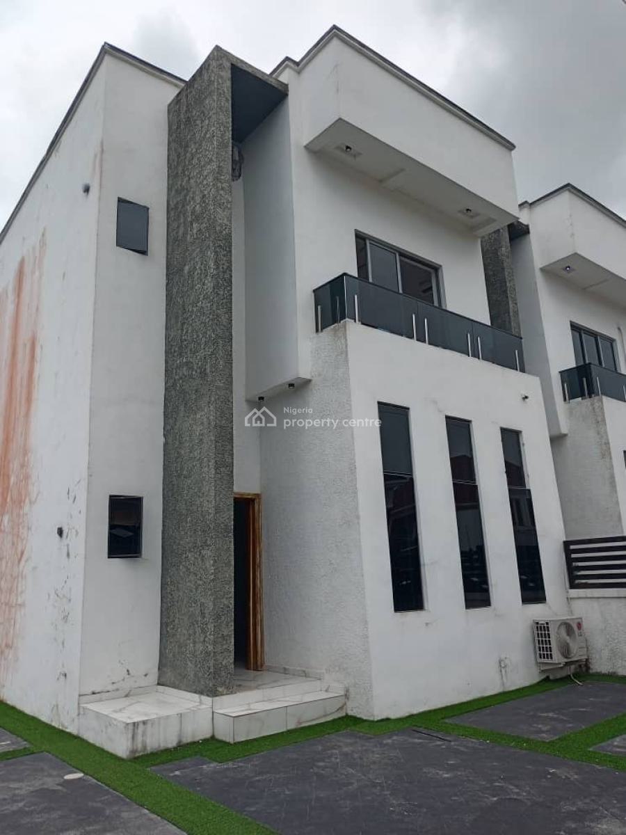Well Maintained Spacious 3bedroom Duplex, Idado Estate Lekki Expressway, Idado, Lekki, Lagos, Semi-detached Duplex for Rent
