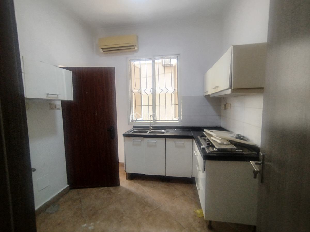 Fully Serviced 3 Bedroom Apartment with Bq, Off Admiralty Way, Lekki Phase 1, Lekki, Lagos, Flat / Apartment for Rent
