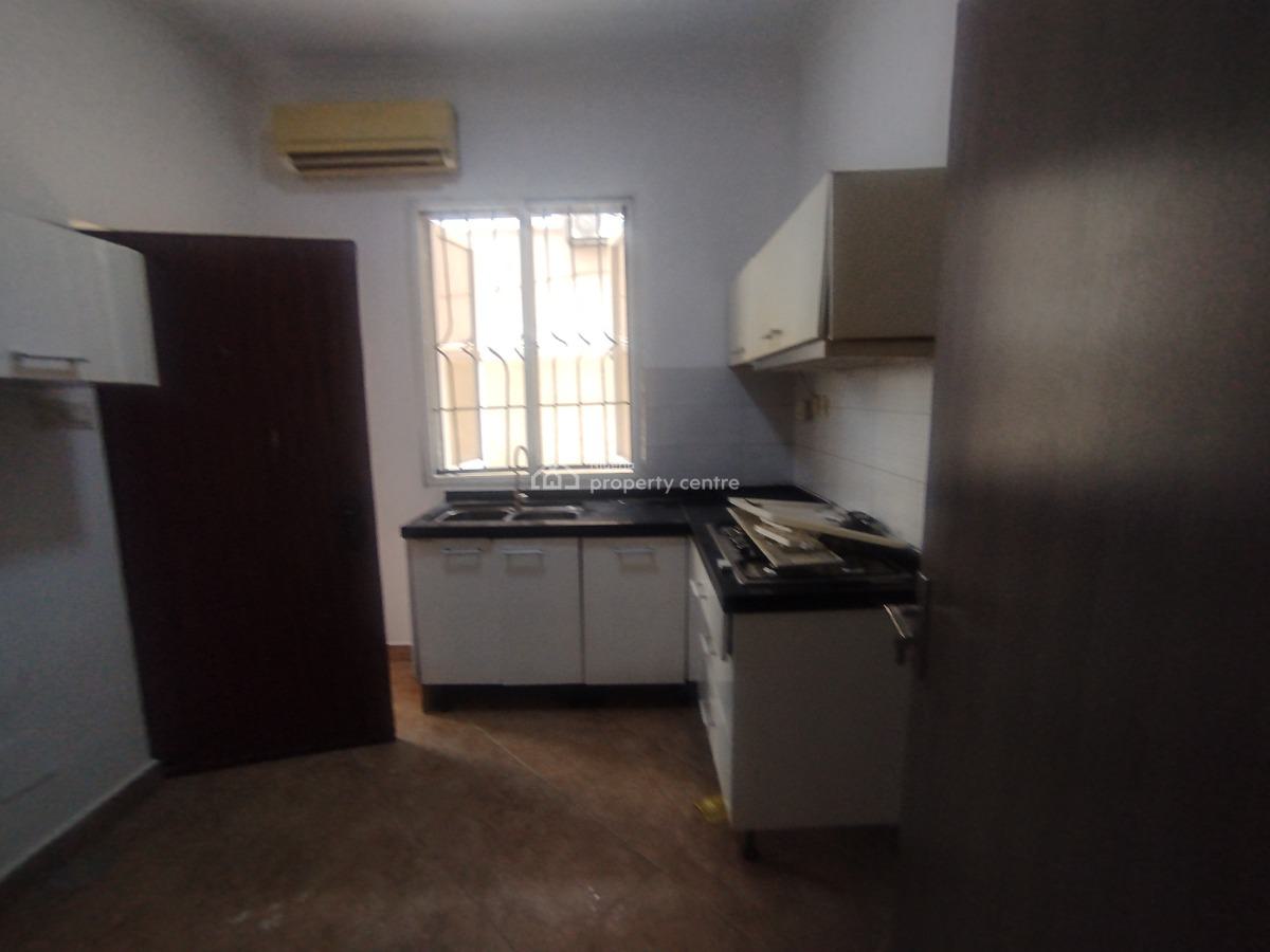 Fully Serviced 3 Bedroom Apartment with Bq, Off Admiralty Way, Lekki Phase 1, Lekki, Lagos, Flat / Apartment for Rent