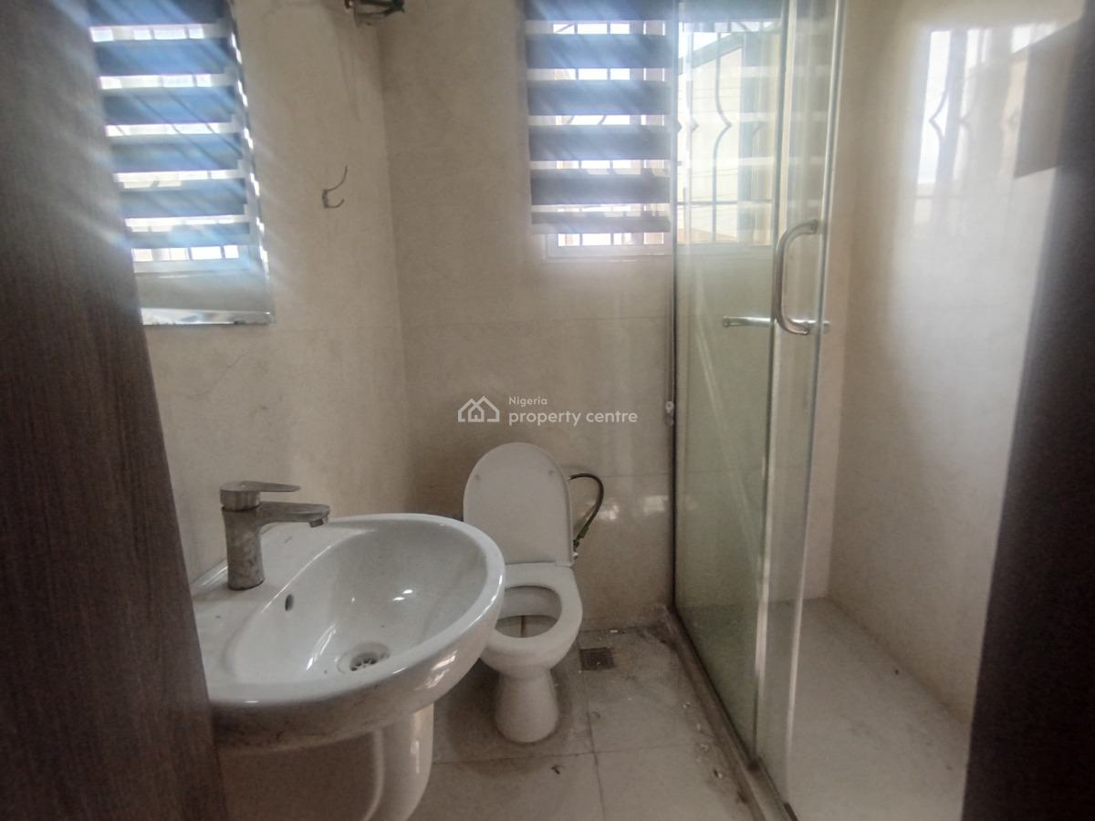 Fully Serviced 3 Bedroom Apartment with Bq, Off Admiralty Way, Lekki Phase 1, Lekki, Lagos, Flat / Apartment for Rent