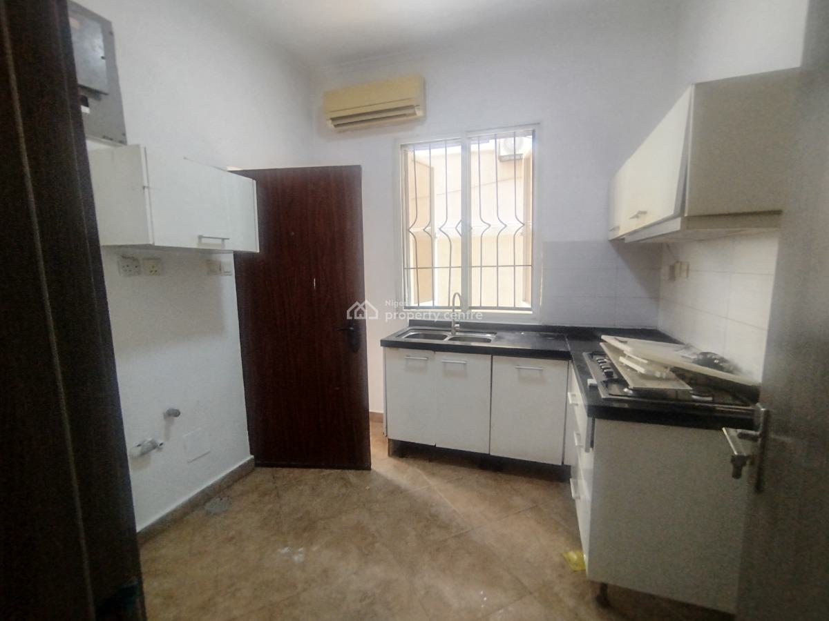 Fully Serviced 3 Bedroom Apartment with Bq, Off Admiralty Way, Lekki Phase 1, Lekki, Lagos, Flat / Apartment for Rent