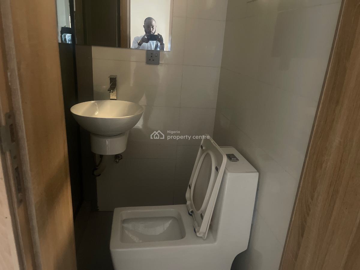 Well Maintained 2 Bedrooms Apartments, Victoria Island (vi), Lagos, Flat / Apartment for Rent