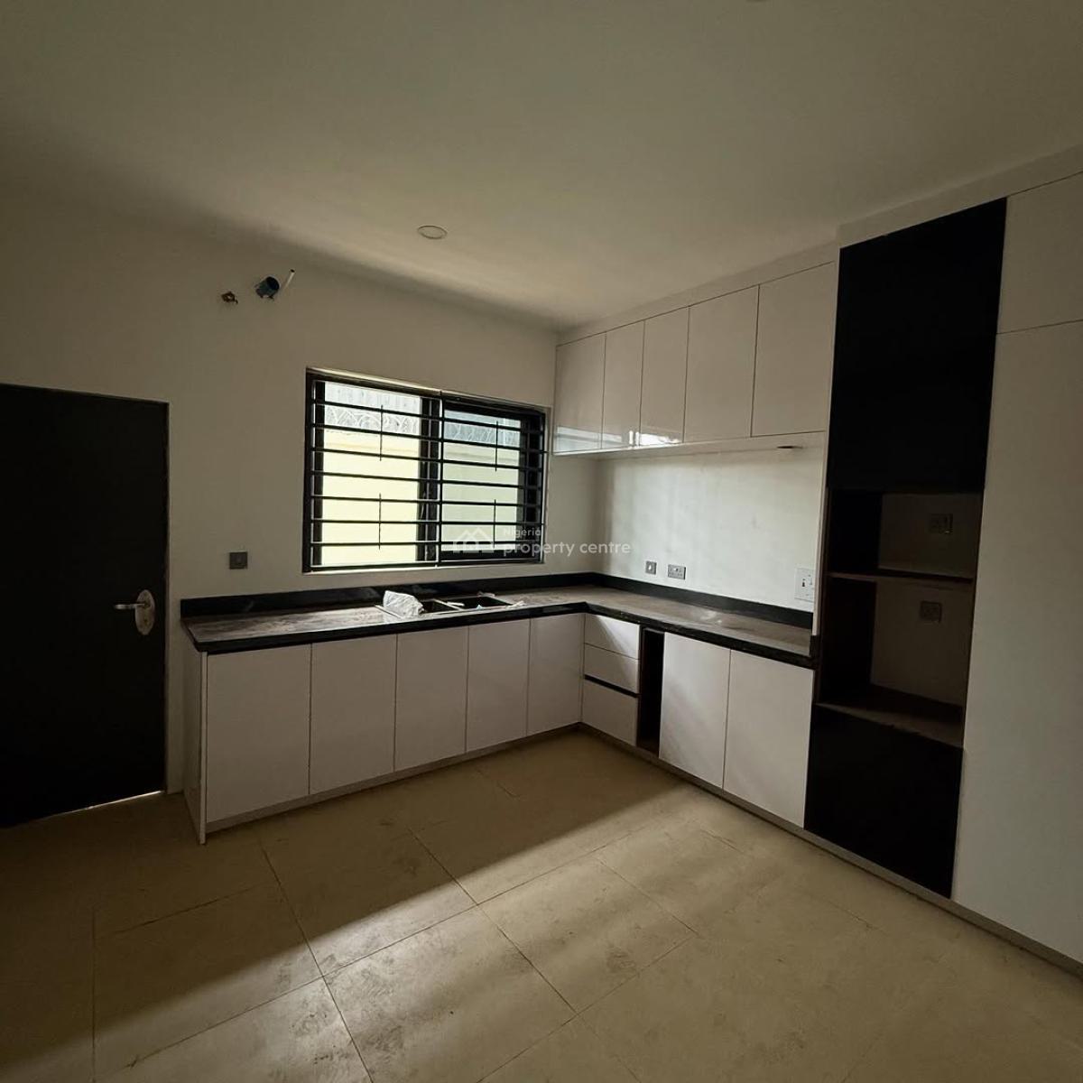 5 Bedroom Terrace Duplex (corner Unit) 1 Room Bq, Jahi, Abuja, Terraced Duplex for Sale