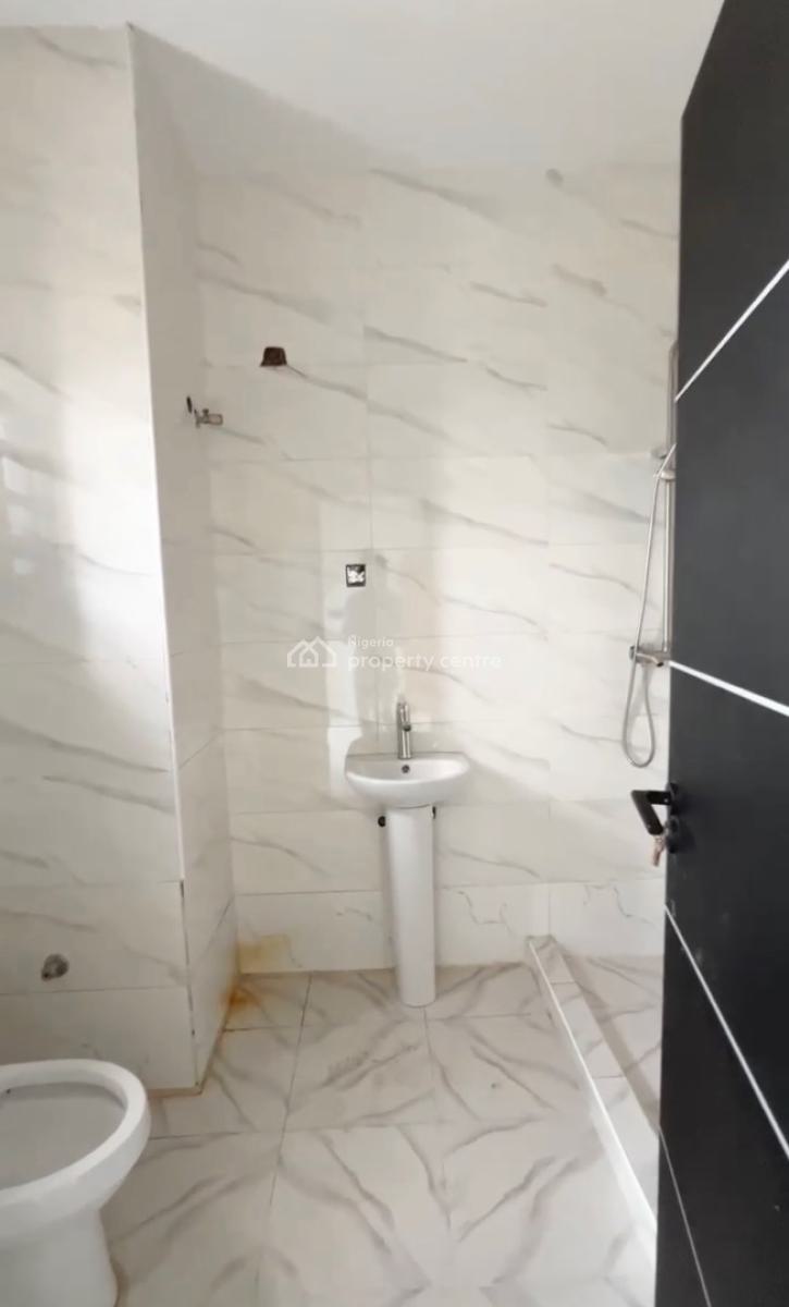 Luxury Spacious 4bedroom En-suite Terrace Duplex +bq, Gaduwa, Abuja, Terraced Duplex for Sale