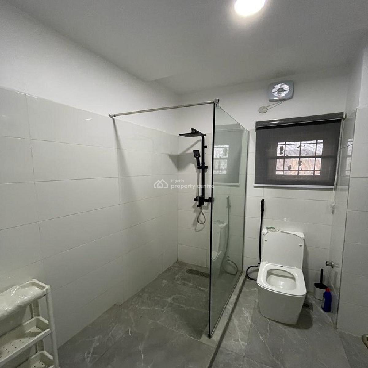 Exquisite 2 Bedrooms Apartment, Jahi District, Jahi, Abuja, Flat / Apartment Short Let