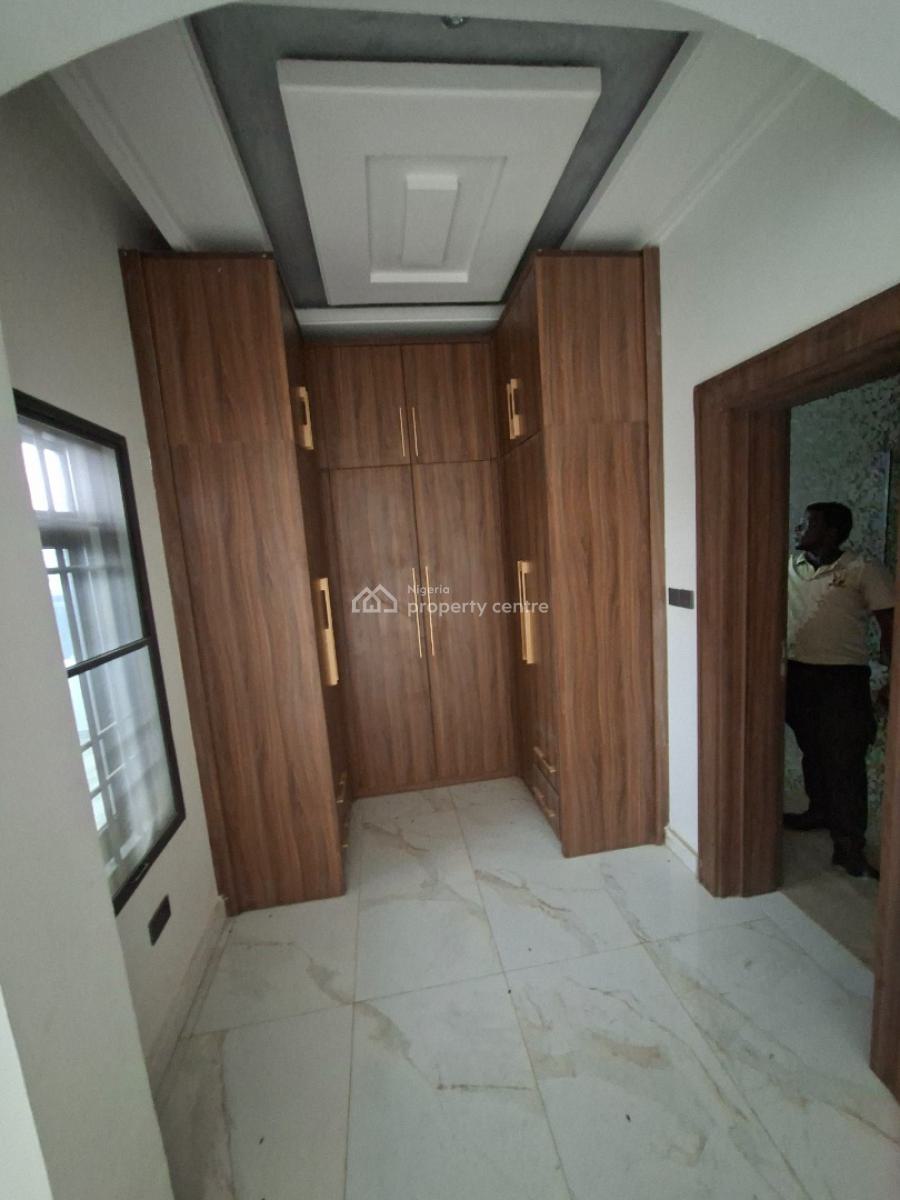 a Luxurious 5 Bedroom Fully Detached Duplex with Bq, Jahi, Abuja, Flat / Apartment for Rent