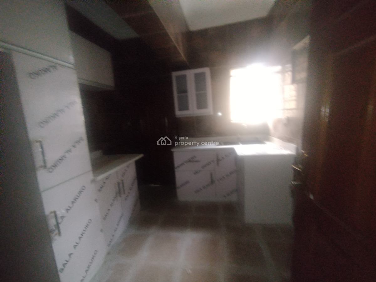 Tastefully Renovated 3 Bedroom Apartment, Off Admiralty Way, Lekki Phase 1, Lekki, Lagos, Flat / Apartment for Rent