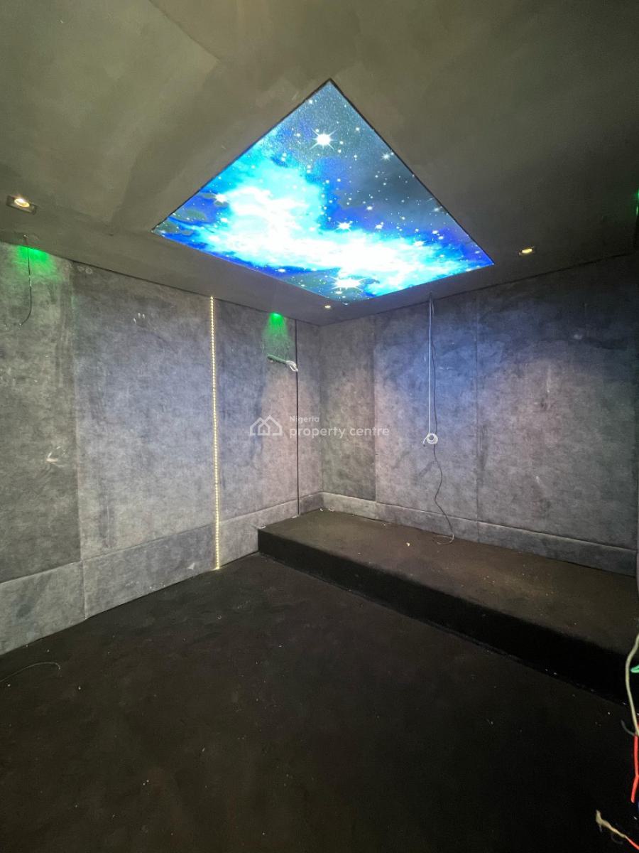 Gorgeous 5 Bedroom Duplex with a Cinema, Bq, Pool, Osapa, Lekki, Lagos, House for Sale