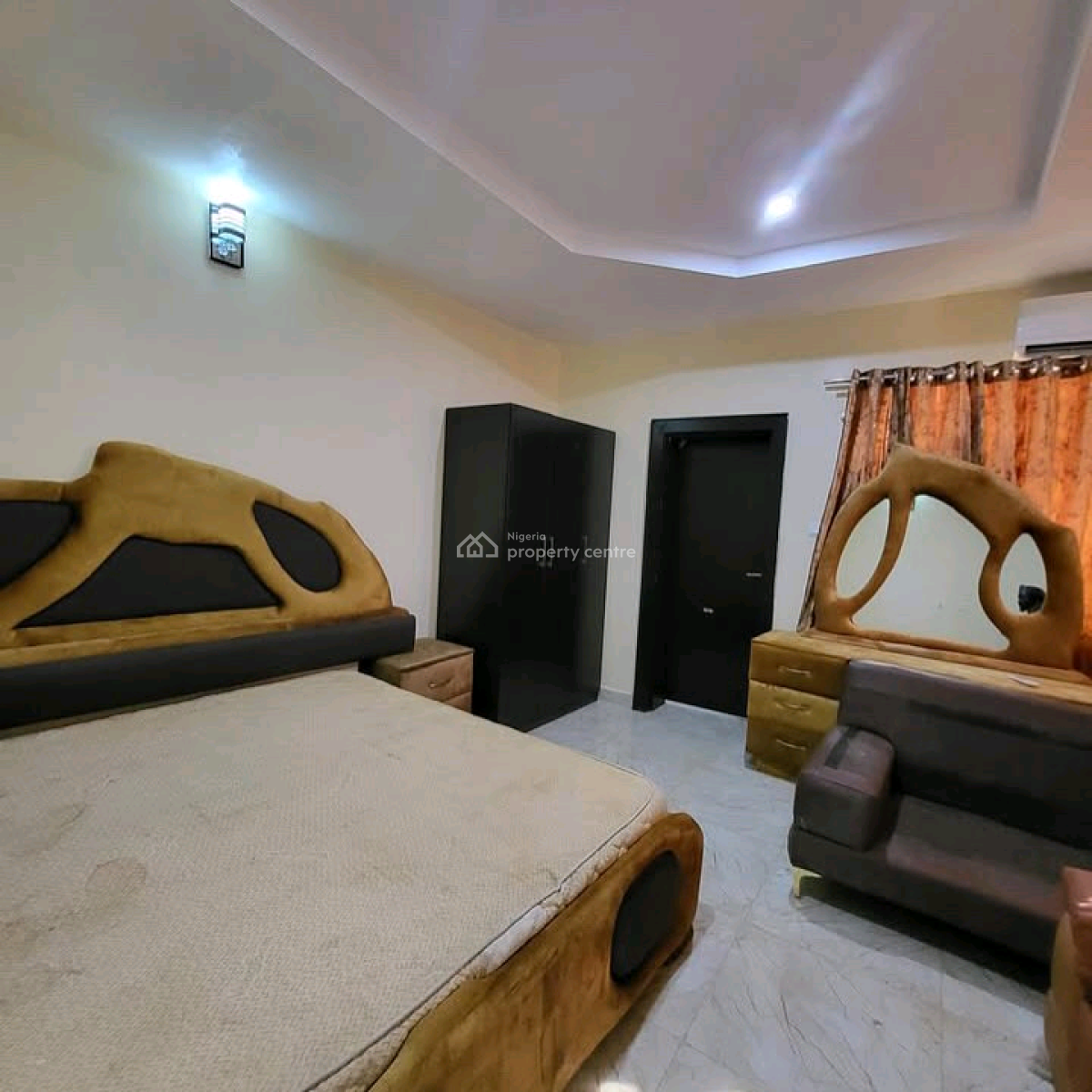 13 Rooms Hotel Apartments Available .  Location:apo - Resett, Apo Resettlement, Apo, Abuja, House for Sale