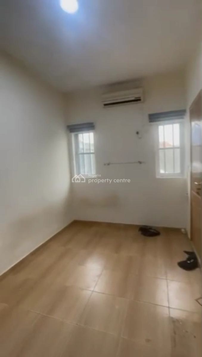 Specuious Standard Roomself with Ac, Wardrobe, Kitchen Cabinet, Akoka, Yaba, Lagos, Self Contain (single Rooms) for Rent