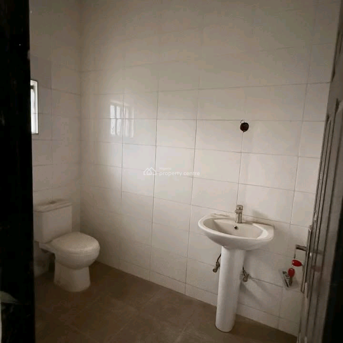 Brand New Four Bedroom Terraced Duplex with a Room Boys Quarters Available, Jahi, Abuja, House for Sale