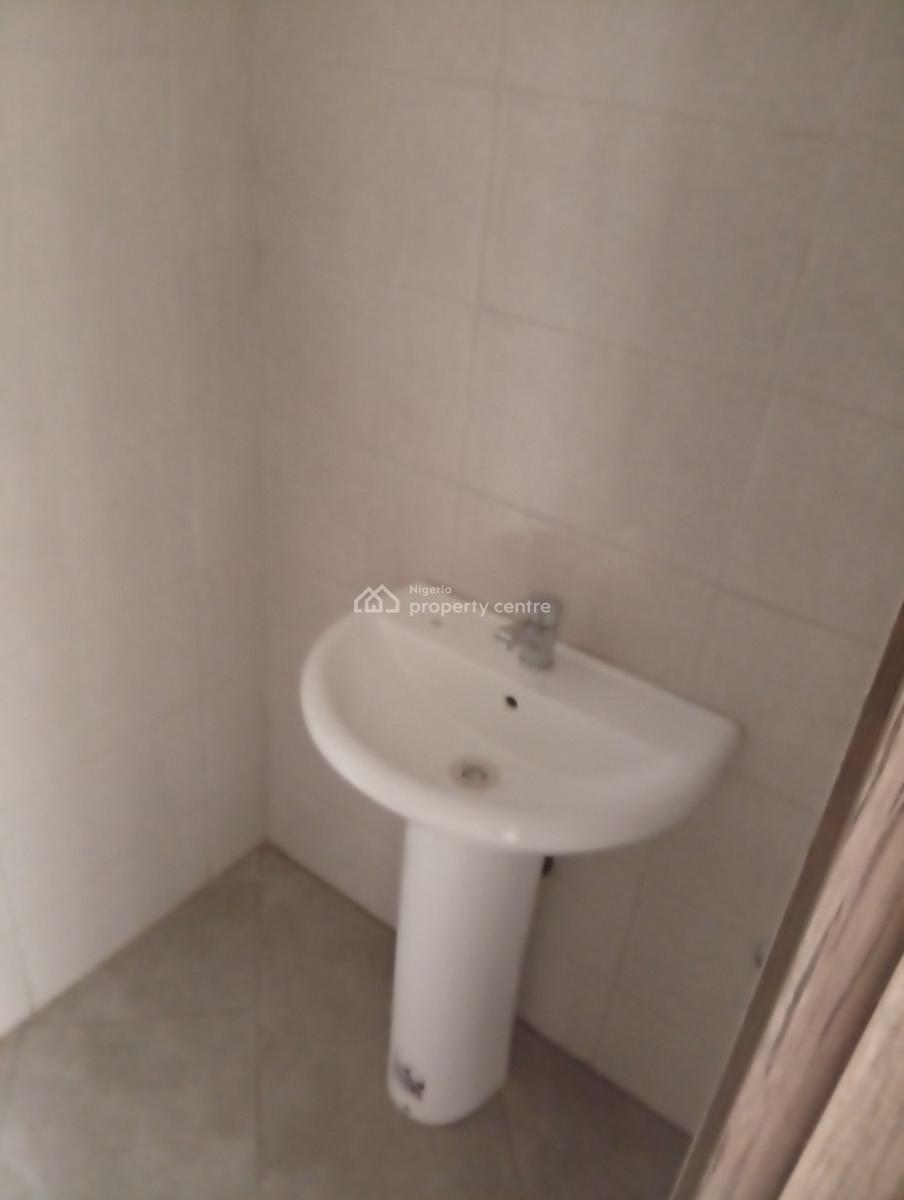 40sqm/30sqm 50sqm Office Space 34,000 Pa Sqm in Jabi Gilmore, Gilmore, Jahi, Abuja, Plaza / Complex / Mall for Rent