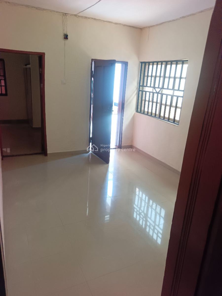 Newly Renovated 2 Bedroom, Thomas Estate, Ajah, Lagos, Flat / Apartment for Rent
