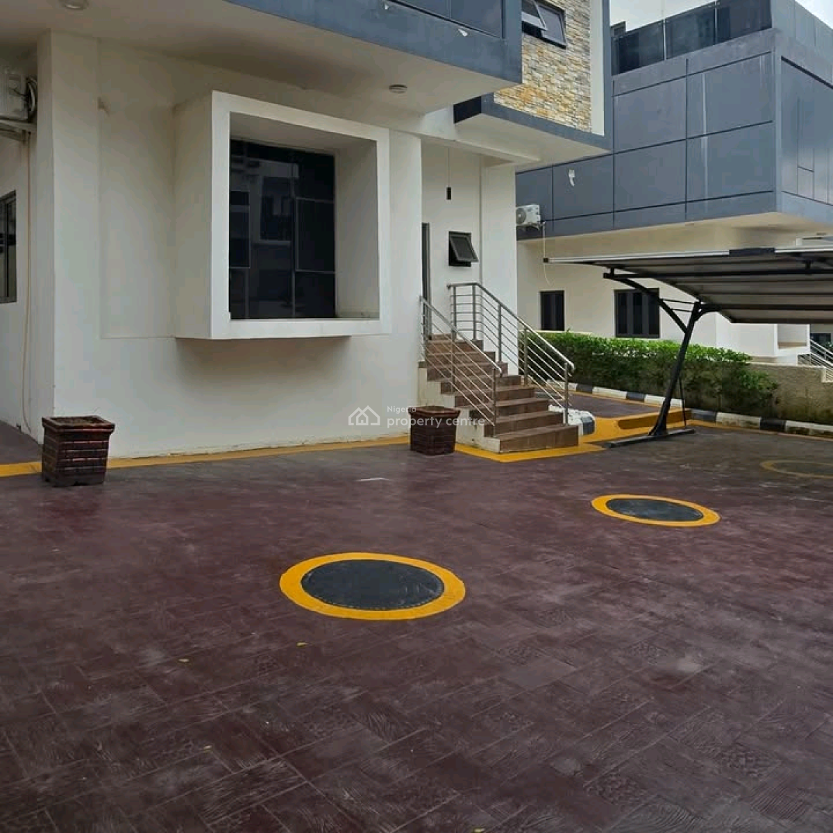 an Impressive 5 Bedroom Detached Duplex with One-room Bq, Guzape District, Abuja, House for Sale