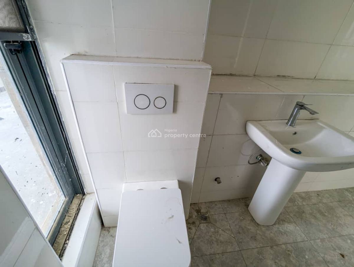 Spacious 4-bedroom Terraced Triplex in a Secure, Upscale Community, Ikate, Lekki, Lagos, Terraced Duplex for Sale