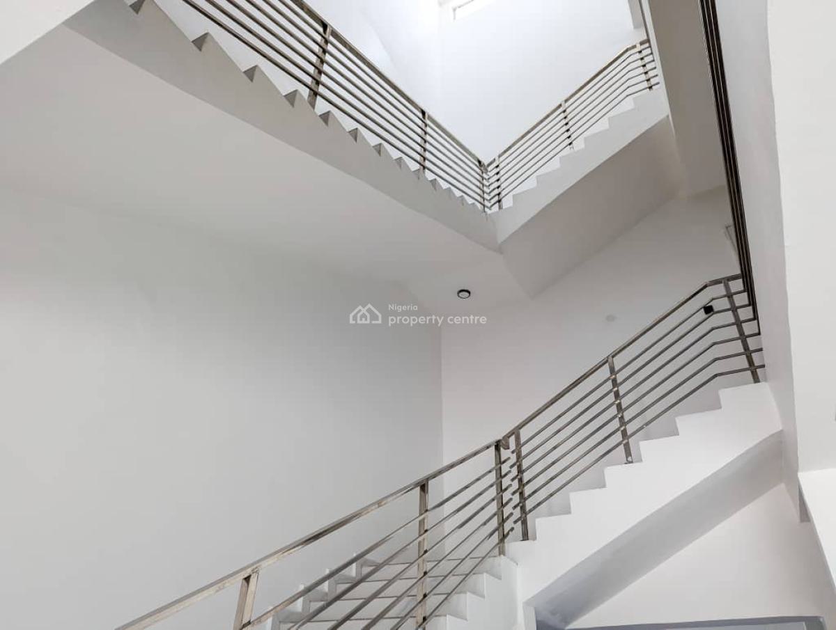 Spacious 4-bedroom Terraced Triplex in a Secure, Upscale Community, Ikate, Lekki, Lagos, Terraced Duplex for Sale