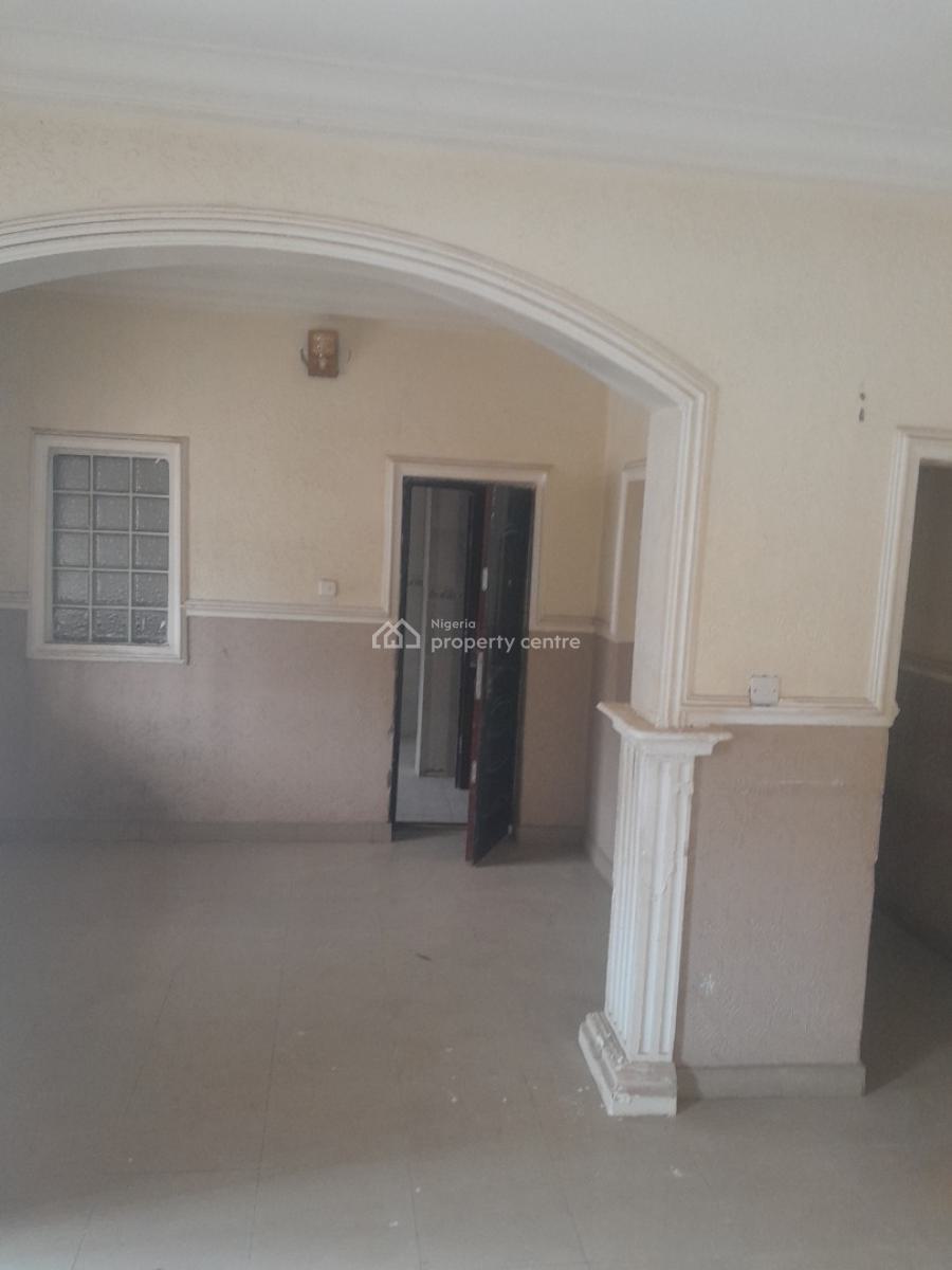 Spacious Standard 2bedroom Flat in Gwarinpa Estate, Gwarinpa Estate, Gwarinpa, Abuja, Flat / Apartment for Rent