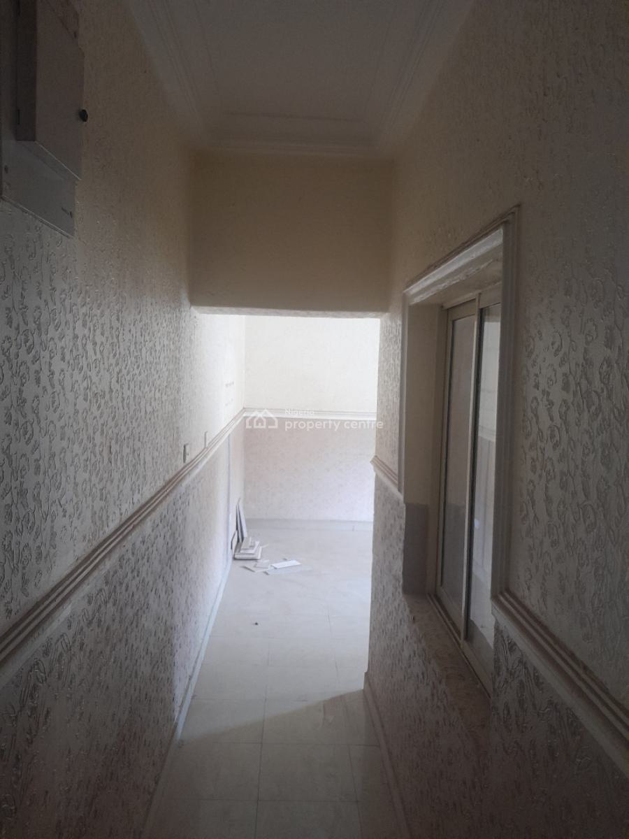 Spacious Standard 2bedroom Flat in Gwarinpa Estate, Gwarinpa Estate, Gwarinpa, Abuja, Flat / Apartment for Rent