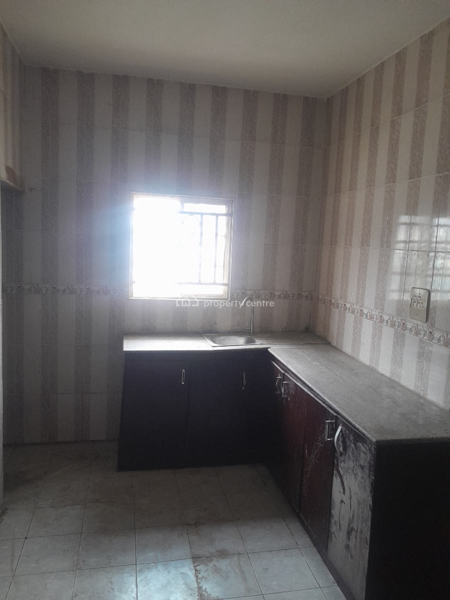 Spacious Standard 2bedroom Flat in Gwarinpa Estate, Gwarinpa Estate, Gwarinpa, Abuja, Flat / Apartment for Rent