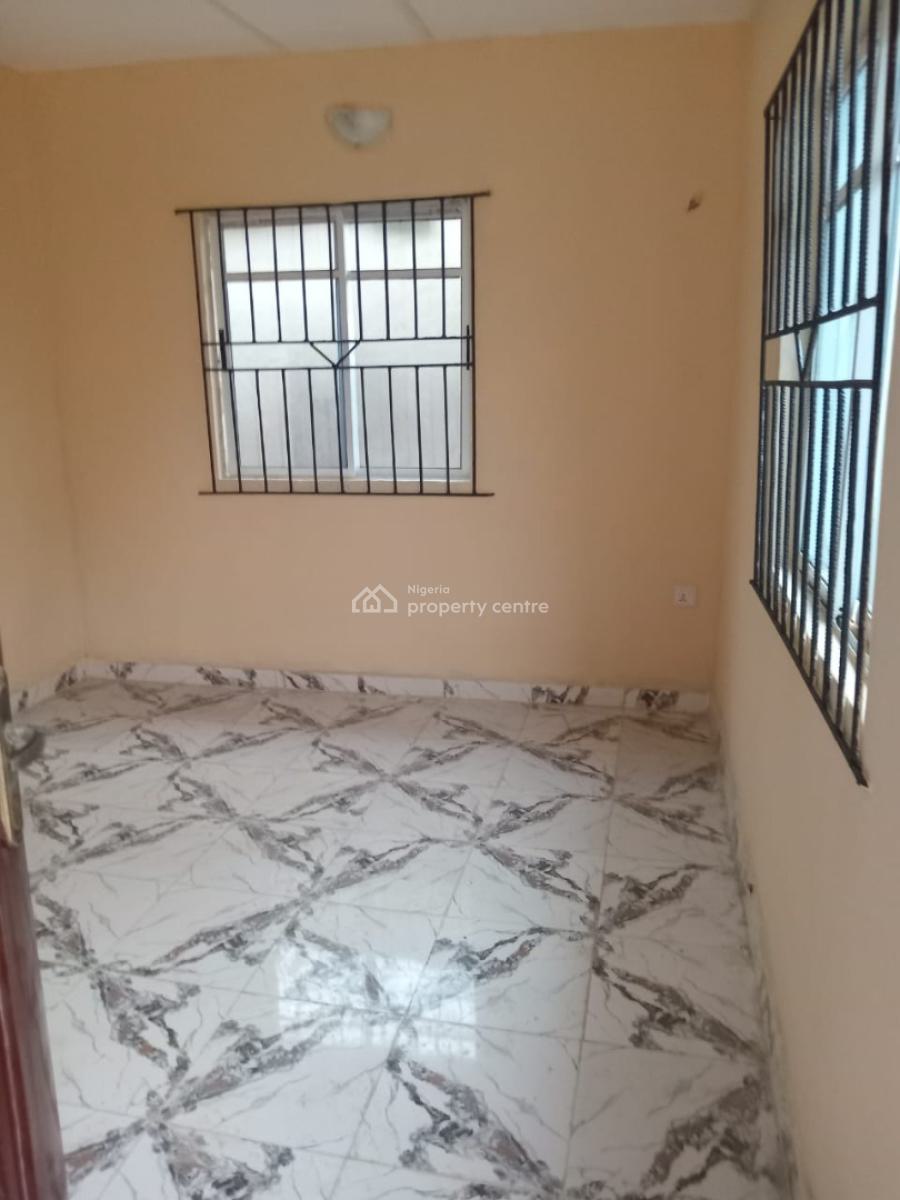 a Newly Built Room and Parlor Self Contain, Gsm Along Lucky Fiber Road, Ikorodu, Lagos, Flat / Apartment for Rent
