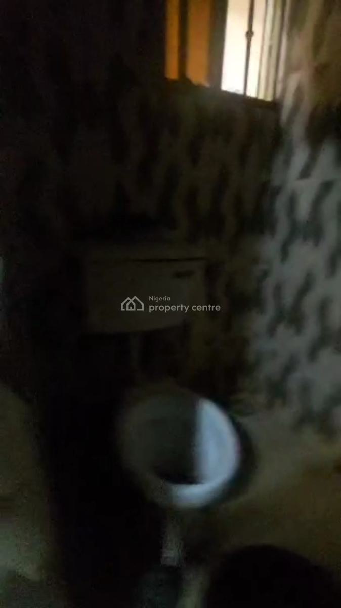 Specious & Decent Roomself, Obayan, Akoka, Yaba, Lagos, Self Contain (single Rooms) for Rent