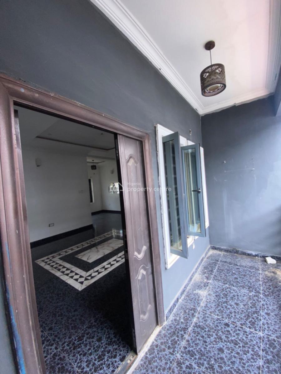 Clean 2 Bedroom Apartment Upstairs, Around Blenco, Sangotedo, Ajah, Lagos, Flat / Apartment for Rent