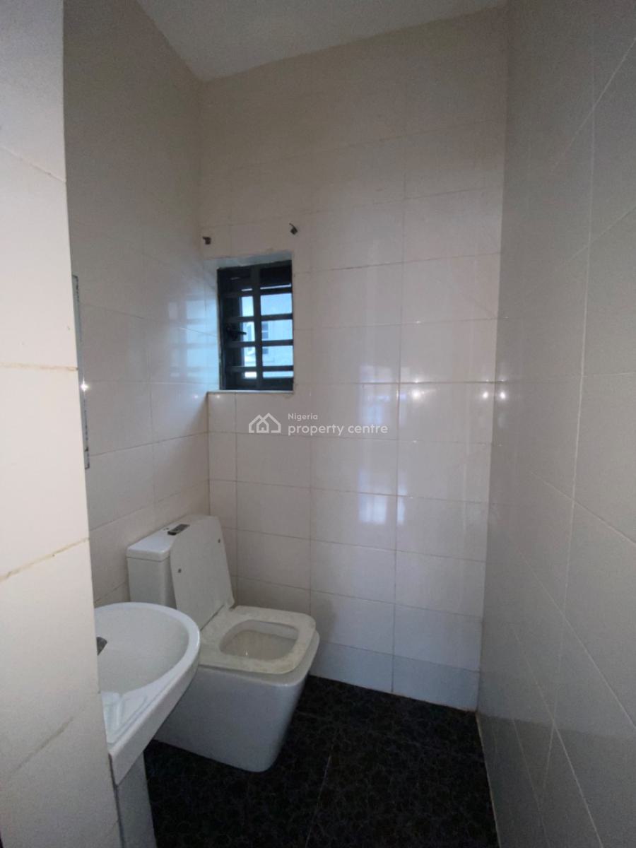 Clean 2 Bedroom Apartment Upstairs, Around Blenco, Sangotedo, Ajah, Lagos, Flat / Apartment for Rent