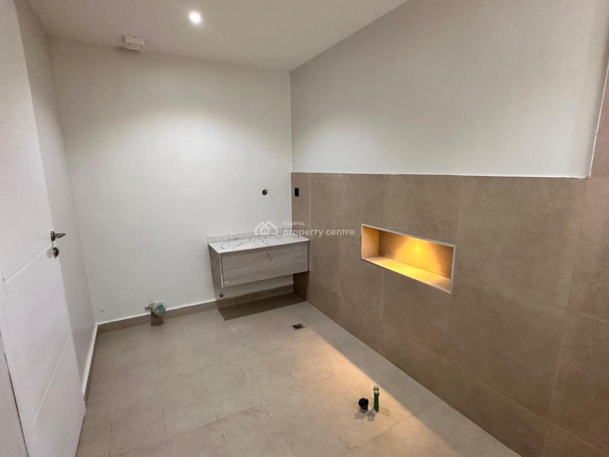 4 Bedroom Terrace Duplex with a Bq, Lekki Phase 1, Lekki, Lagos, Terraced Duplex for Sale