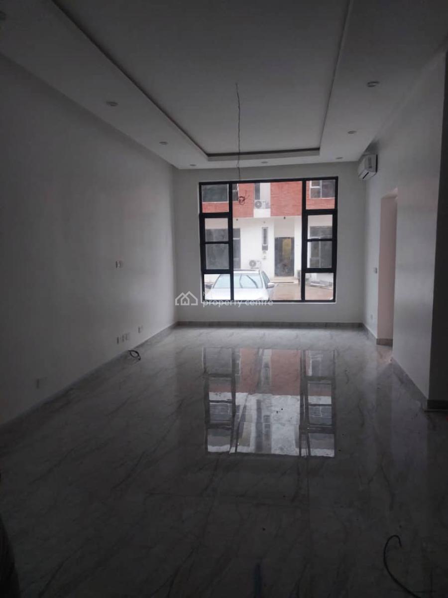 5 Bedroom Terrace Duplex with Cummunial Swimming Pool, Lekki Phase 1, Lekki, Lagos, Terraced Duplex for Rent