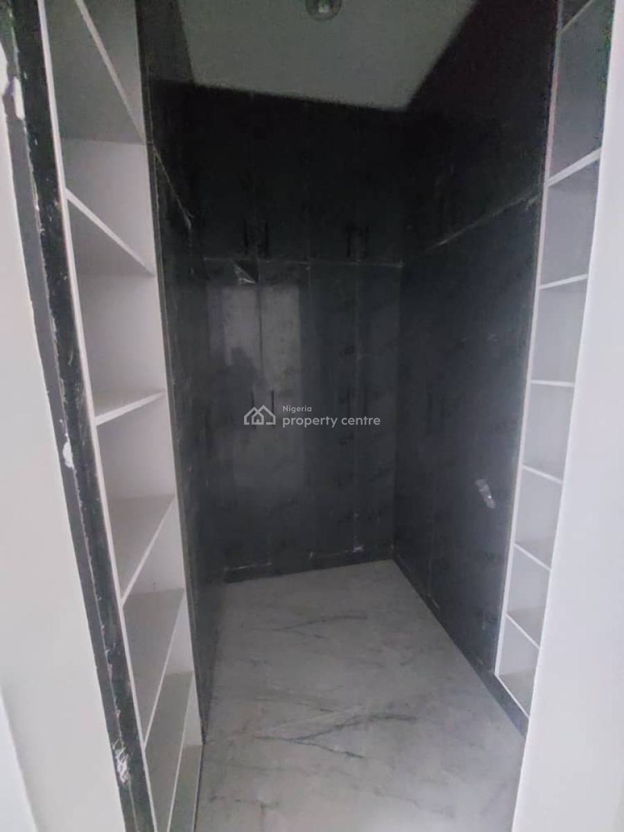 5 Bedroom Terrace Duplex with Cummunial Swimming Pool, Lekki Phase 1, Lekki, Lagos, Terraced Duplex for Rent