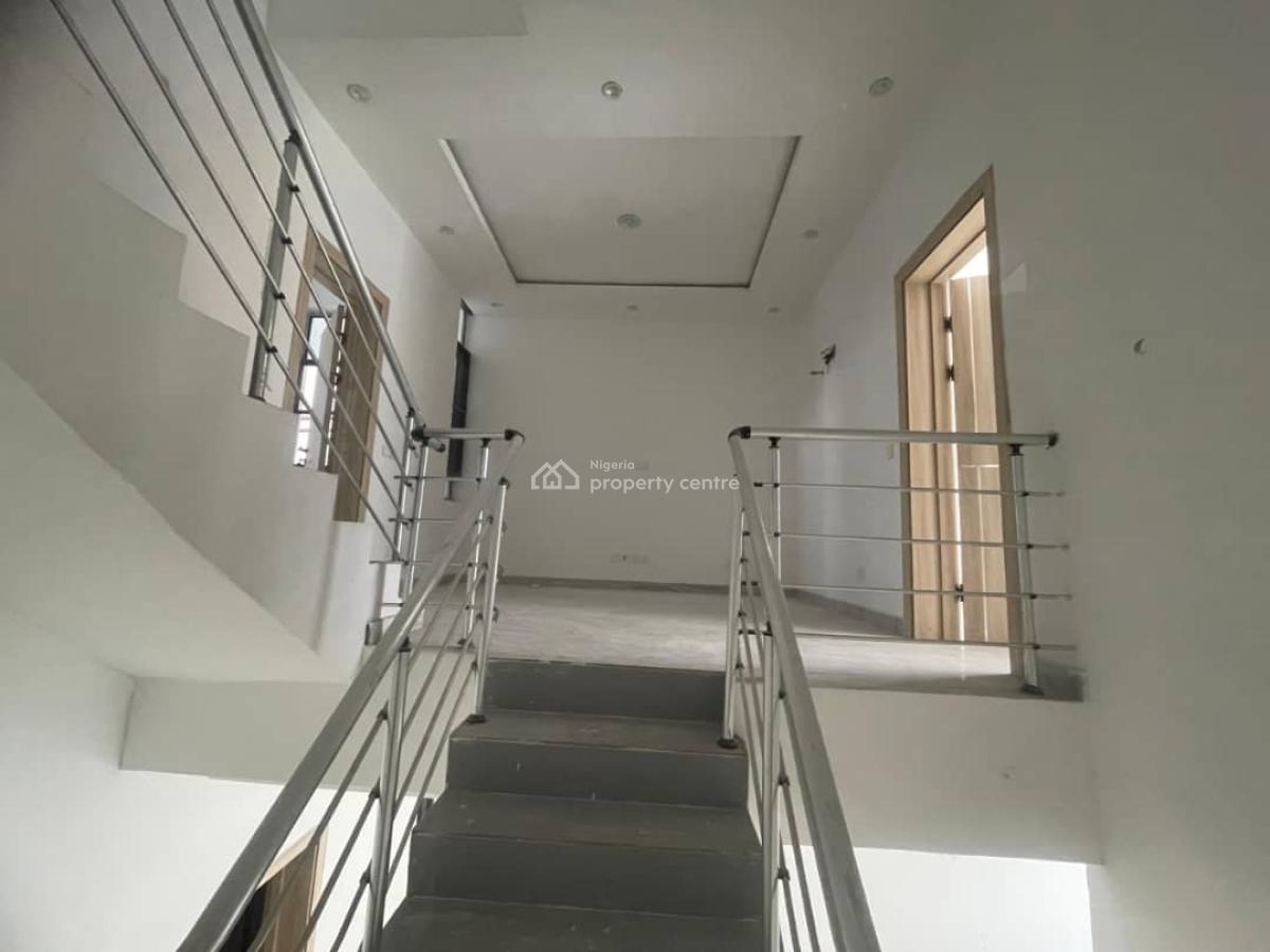 5 Bedroom Terrace Duplex with Cummunial Swimming Pool, Lekki Phase 1, Lekki, Lagos, Terraced Duplex for Rent
