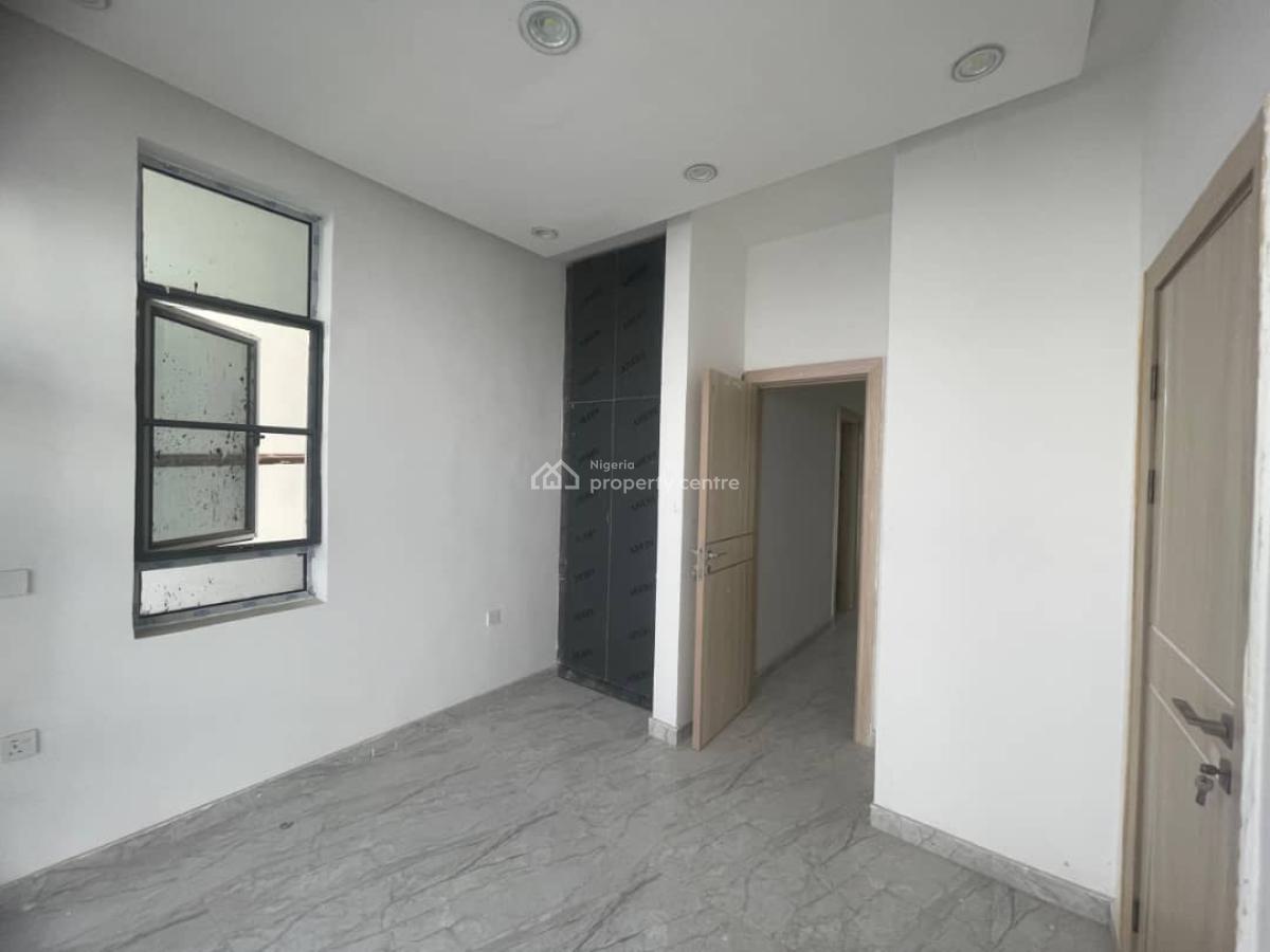 5 Bedroom Terrace Duplex with Cummunial Swimming Pool, Lekki Phase 1, Lekki, Lagos, Terraced Duplex for Rent